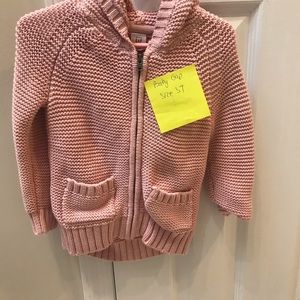 NWOT - Gap zipper Sweater - rose color - size 3T